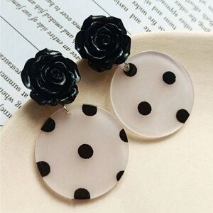 Retro Rose Polka Dot Drop Earrings NEW 🏷️